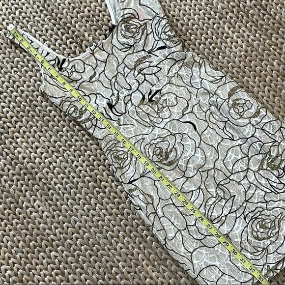 NWT Pretty Little Things Gold Glitter Nude Square Neck Bodycon Mini Dress Size 2 - Picture 10 of 16